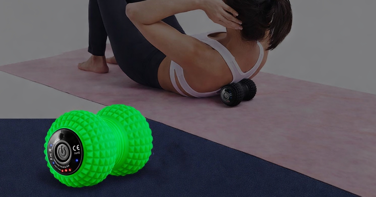 bola de masaje eléctrica verde recargable para masaje profundo y recuperación post entrenamiento con diseño portátil alicevital para ti real